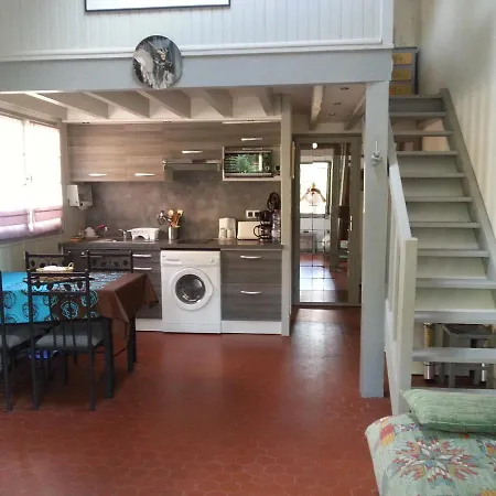 Hébergement de vacances Tres Agreable Maison Au Calme Dans La Pinede